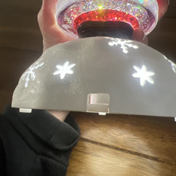 Bath & Body Works 2022 Santa Pedestal Water Globe 3 Wick Candle Holder 8.5"H - Picture 3 of 5